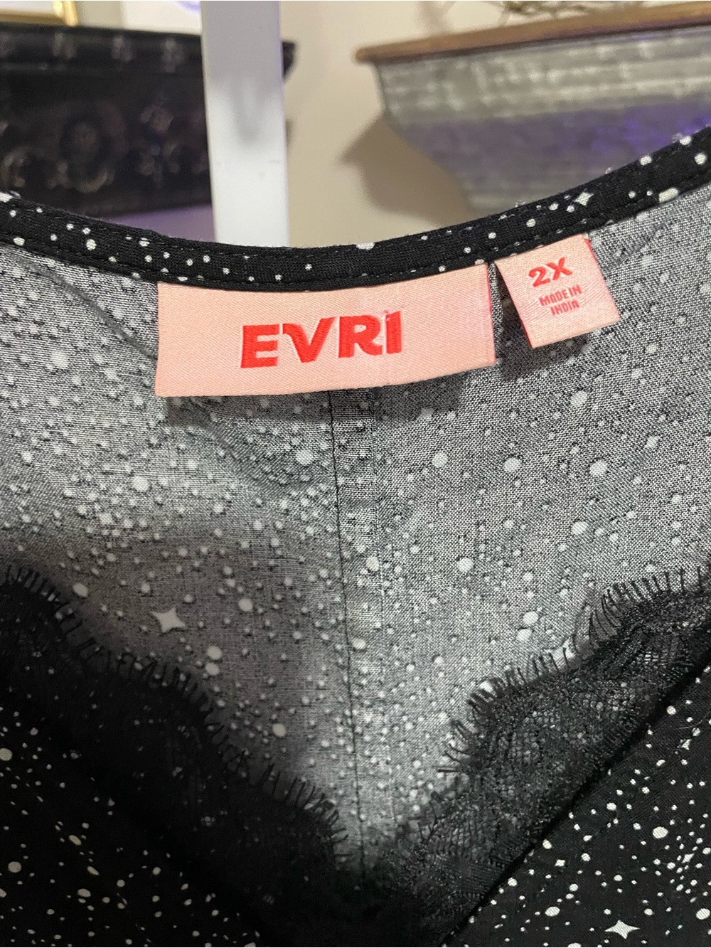 EVRI Black V-Neck Top - Picture 2 of 6